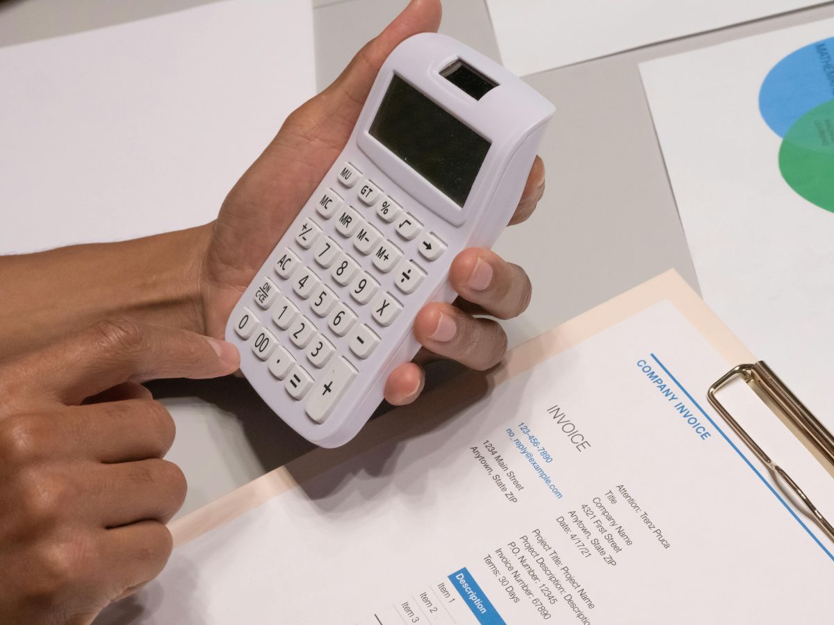 Automatizar facturas, formularios y correos en tu empresa